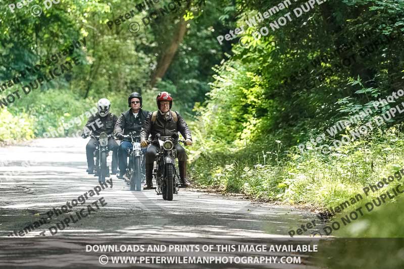 Vintage motorcycle club;eventdigitalimages;no limits trackdays;peter wileman photography;vintage motocycles;vmcc banbury run photographs